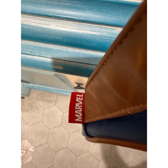 Women's Disney Store Captain Marvel Blue Red Crossbody Bag One Size - Picture 4 of 6